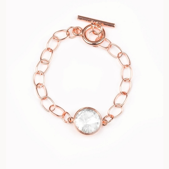 SHE SPARKLES ON Set - Picture 6 of 6